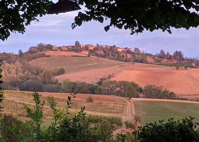 Azienda Agricola Mombisaggio Alloggio per agriturismo *